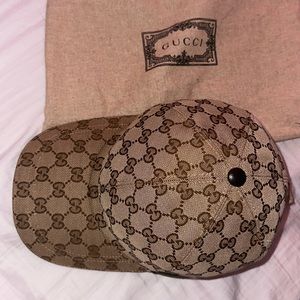 Authentic Brown Gucci hat . Lightly worn